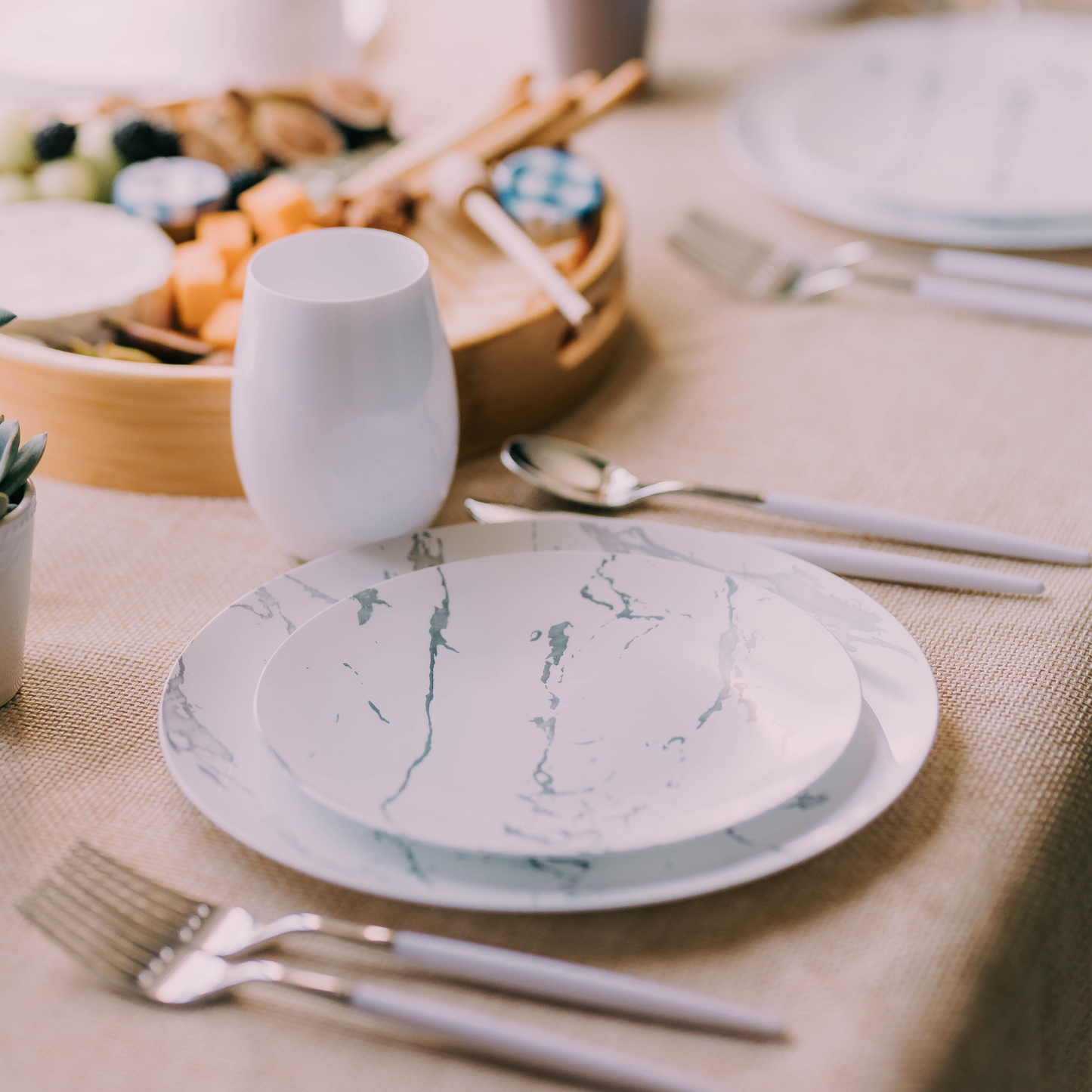 10" Stone Design Plastic Plates (10)