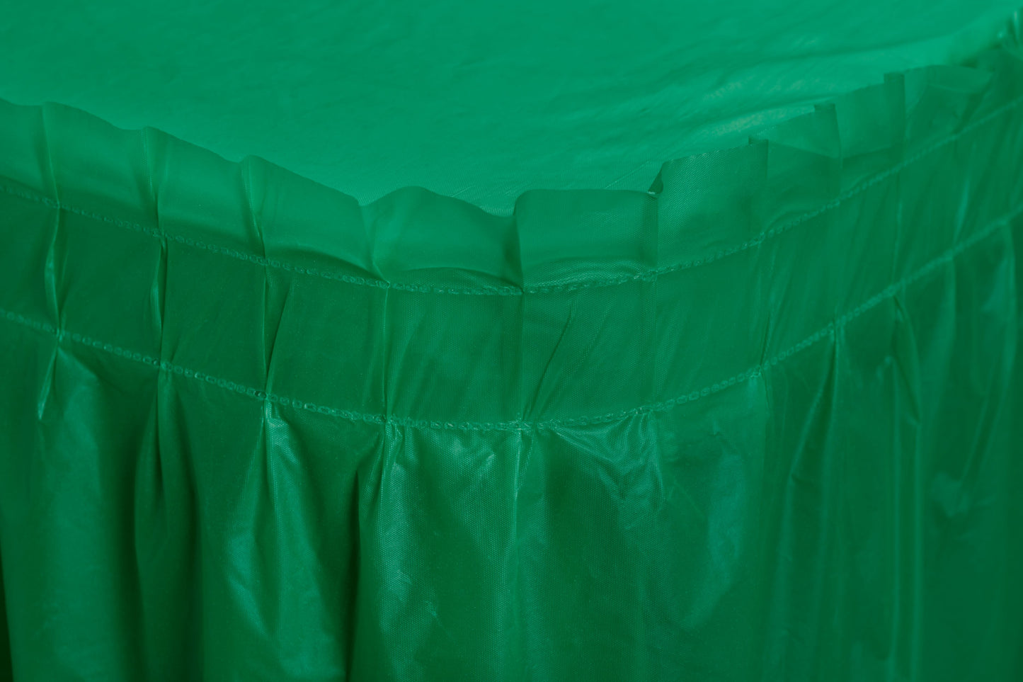 Case of 48 - 14' x 29" Table Skirt - Emerald Green