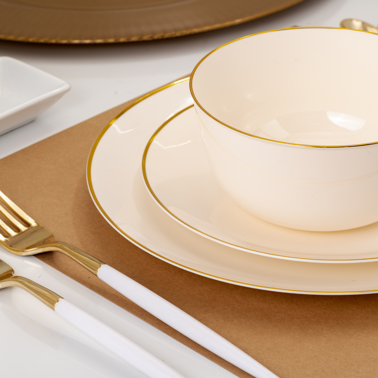 Classic Ivory Design Plastic Bowls - 10 Ct.