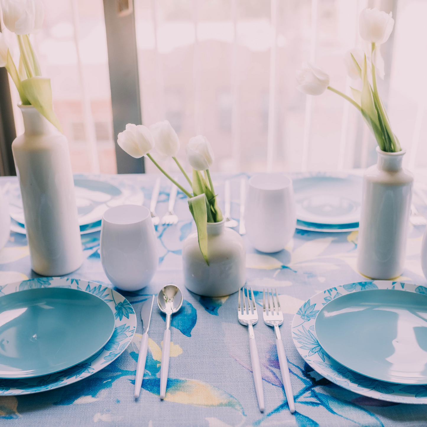 10 In. Bella Design Plastic Plates - 10 Ct.