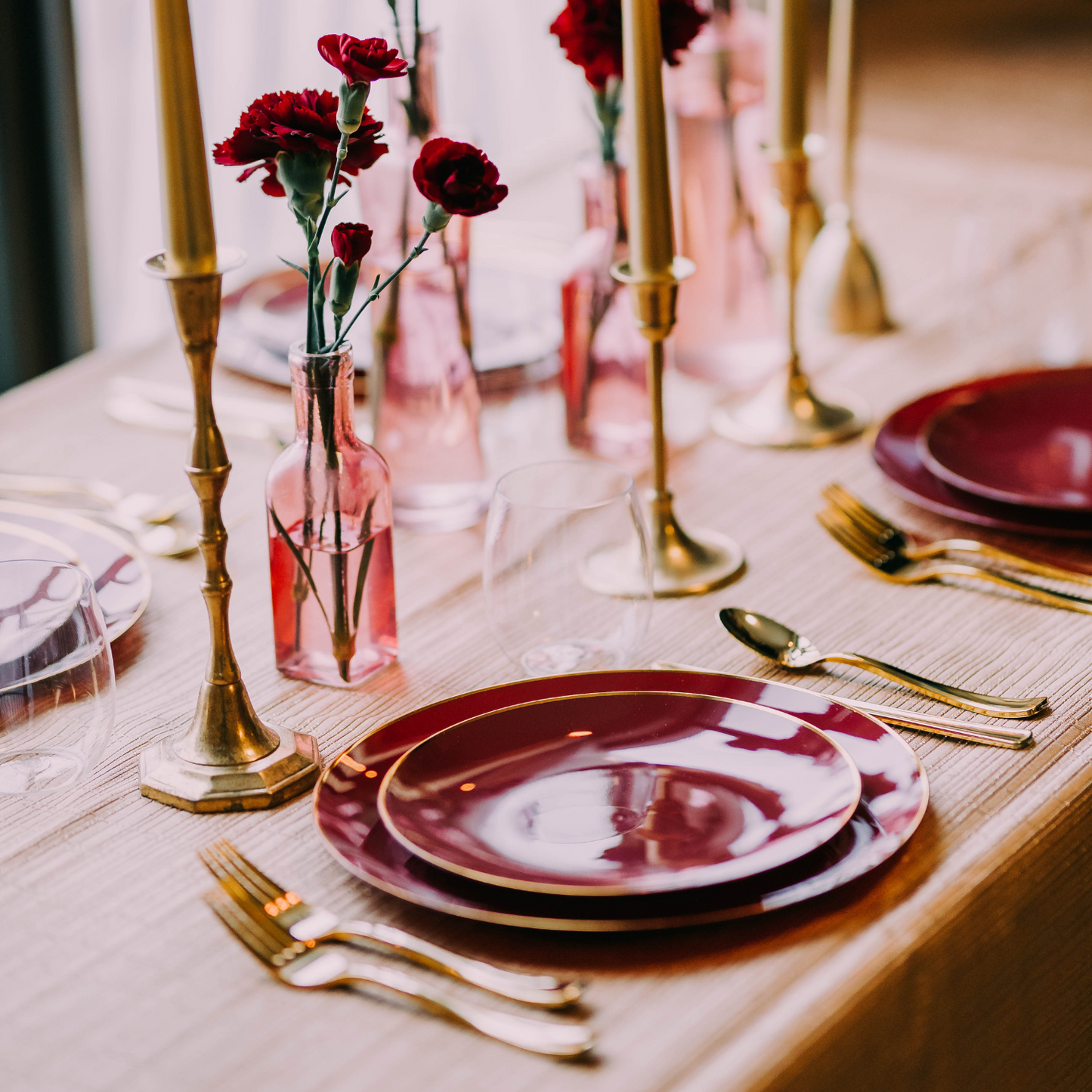 10" Classic Burgundy Design Plates (10)
