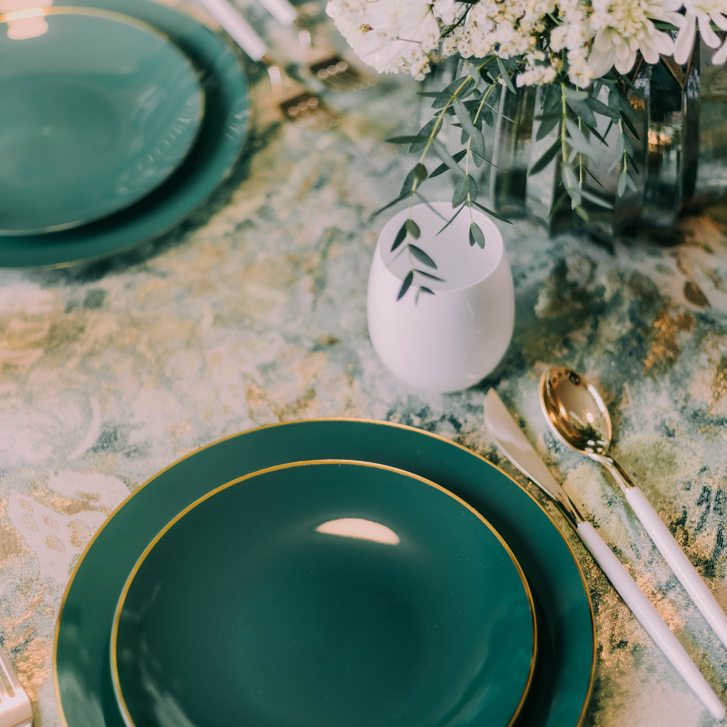 10" Classic Green Design Plates (10)