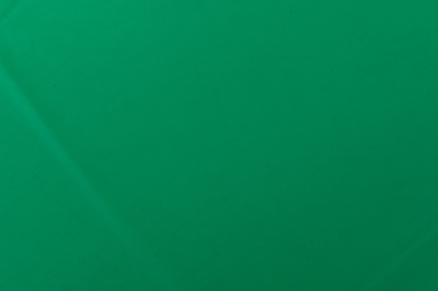 Case of 96 - *Premium Quality* 84" Round - Emerald Green