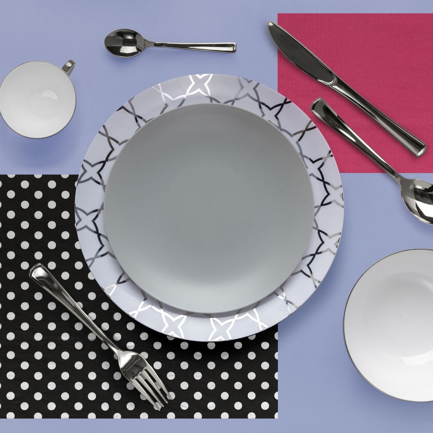 10 In. Geo Design Plastic Plates - 10 Ct.