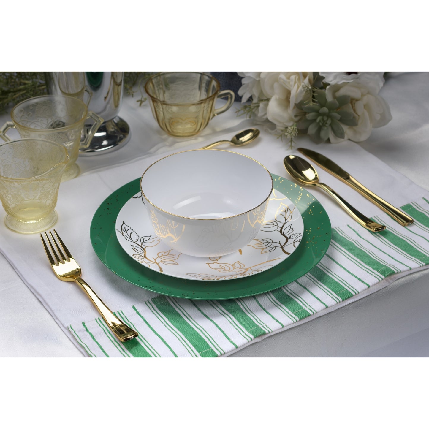 8" Matïz Design Plastic Plates (10)