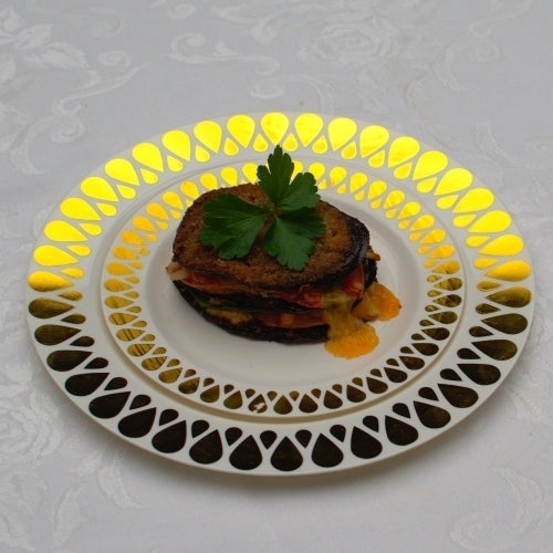 Case of 12 - 7.5" Gold Droplet Premium Plates - 10 ct.