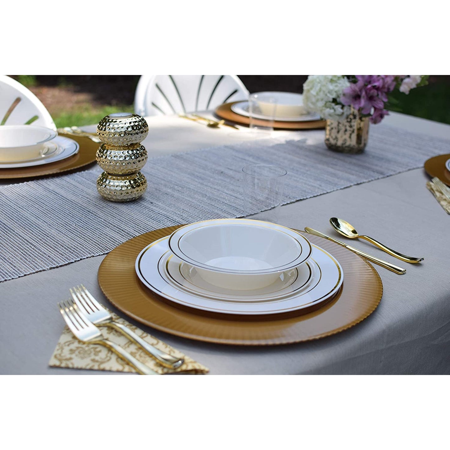 Exquisite Classic Gold Plastic Spoons - 20 Ct.