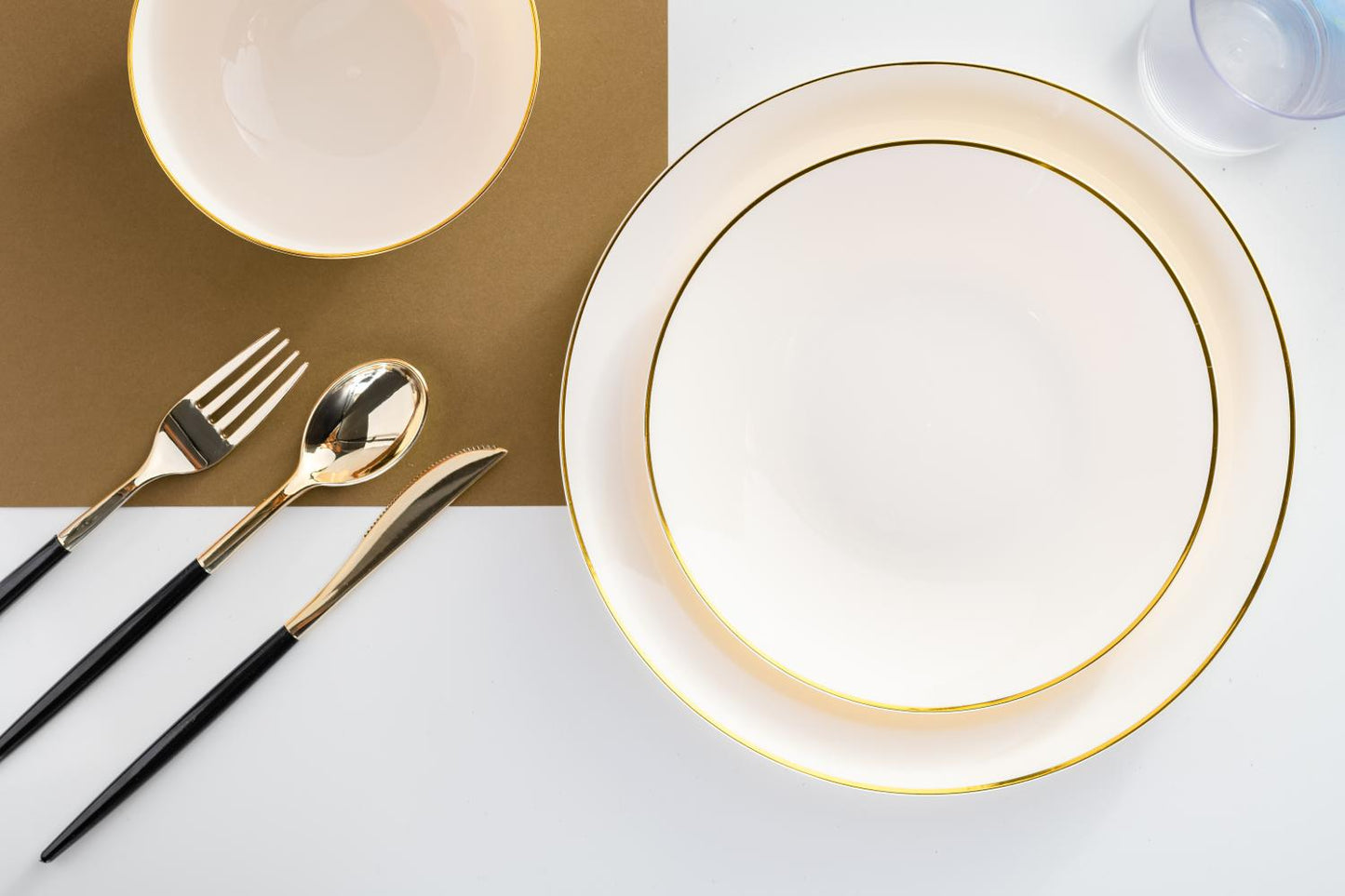 Classic Ivory Design Plastic Bowls - 10 Ct.