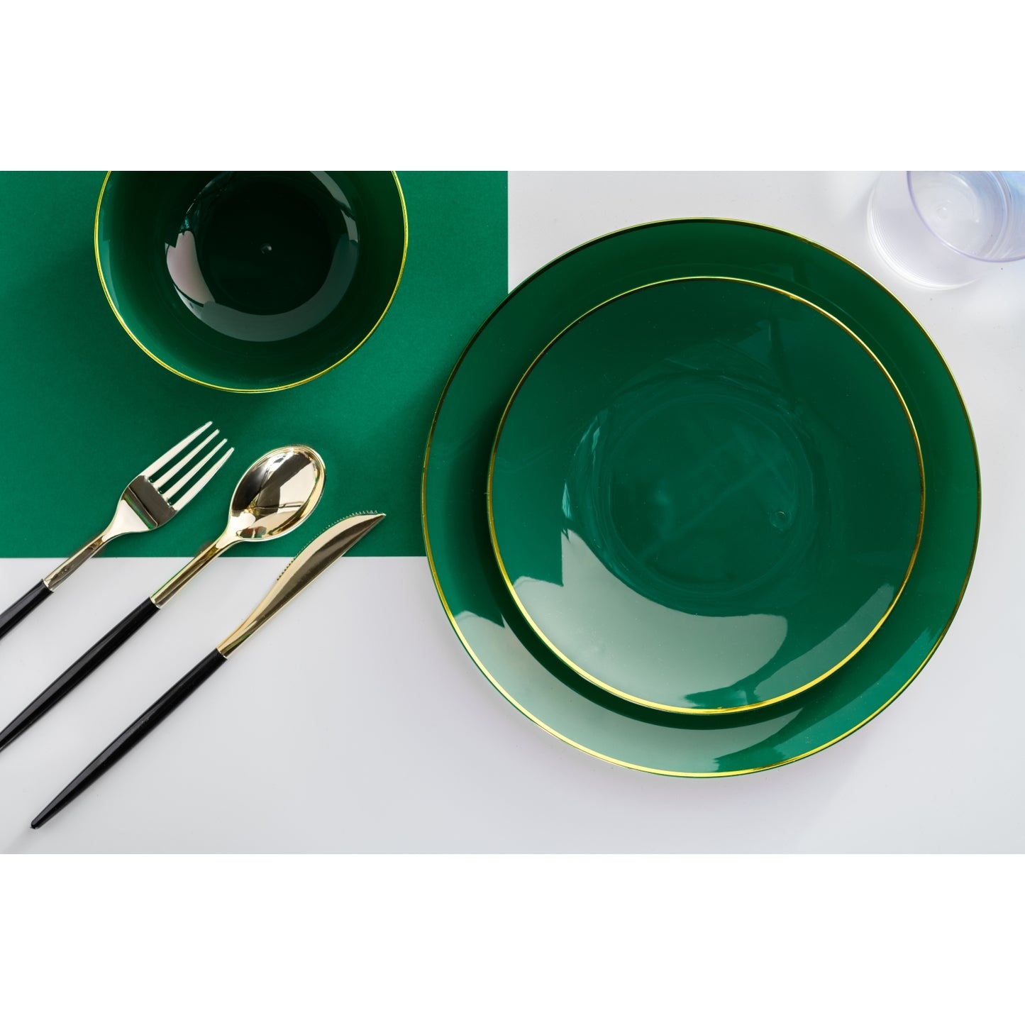 8" Classic Green Design Plates (10)
